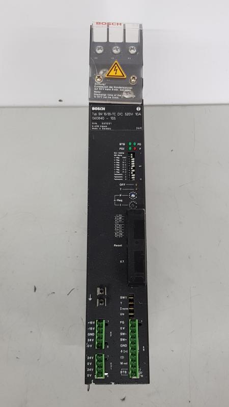 AC-Servoantrieb, Servomodul, Antriebsregler, Achsmodul, Frequenzumrichter "Defekt"