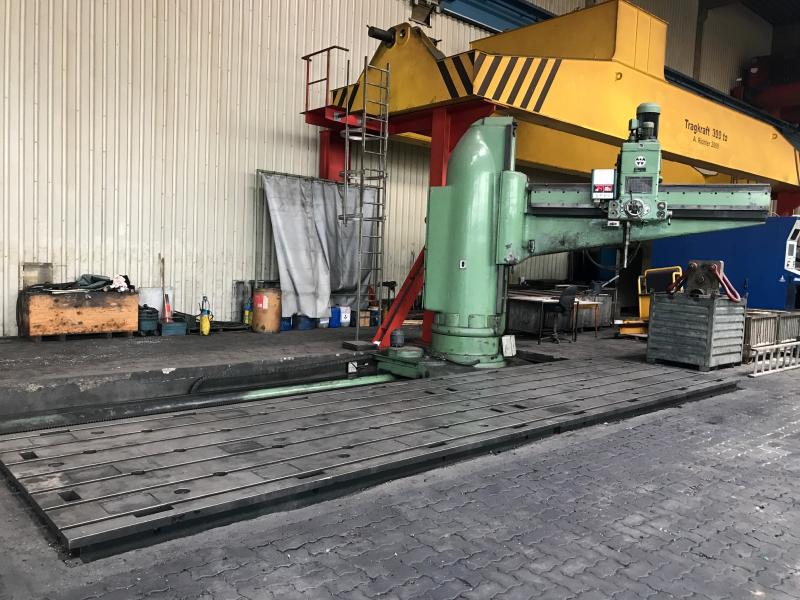 Radialbohrmaschine MK6, mit Plattenfeld 8000 x 2100 mm