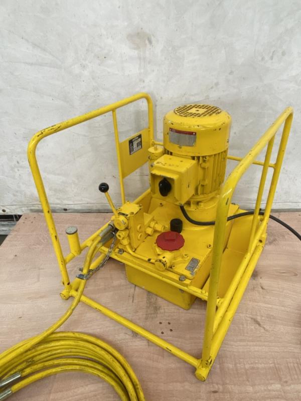 Hochdruck Hydraulikaggregat bis 630 bar, Hydraulische Spreizzange, Hydraulikspreizer