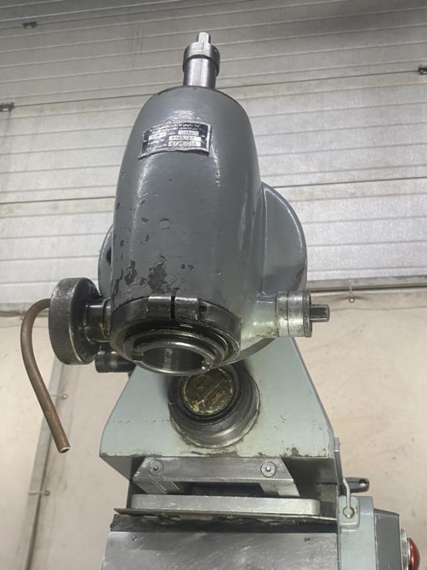 Univ. Werkzeugfräsmaschine