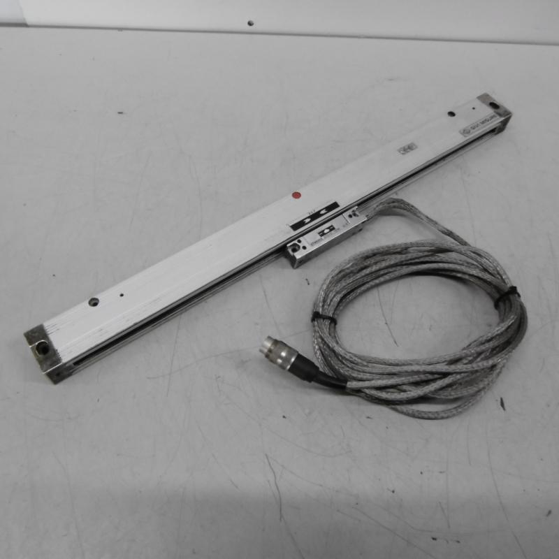 Glasmaßstab, inkrementales Längenmesssystem, Linear Scale, Linear Encoder, Maßstab mit Glaslineal für Positionsanzeige