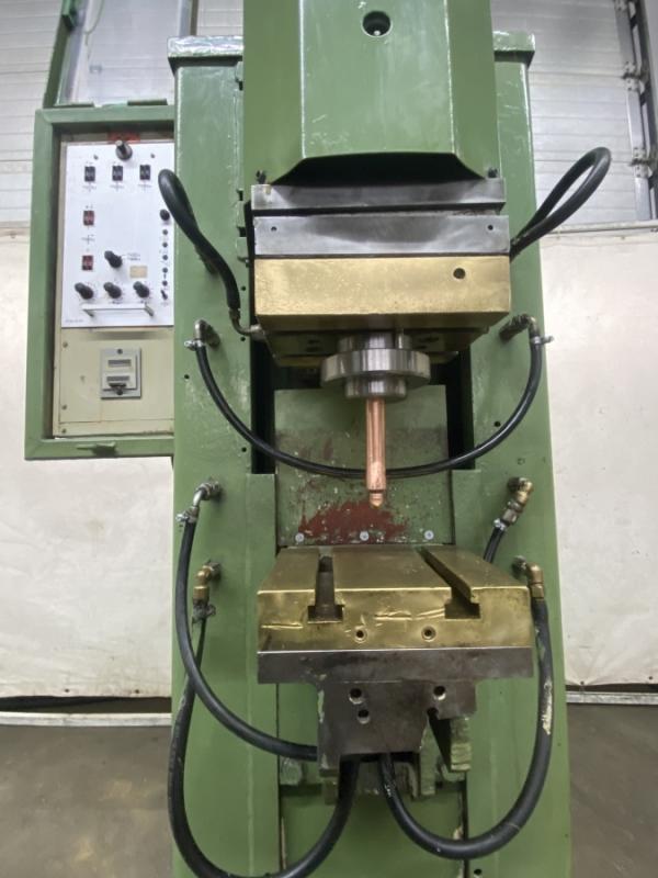 Punkt- Buckel-Schweißmaschine 150 kVA, Punktschweißmaschine, Buckelschweißmaschine