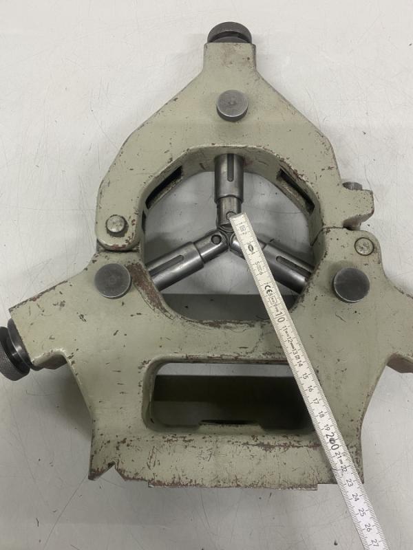 Lünette für Drehmaschine feststehend Lünette für Drehmaschine feststehend