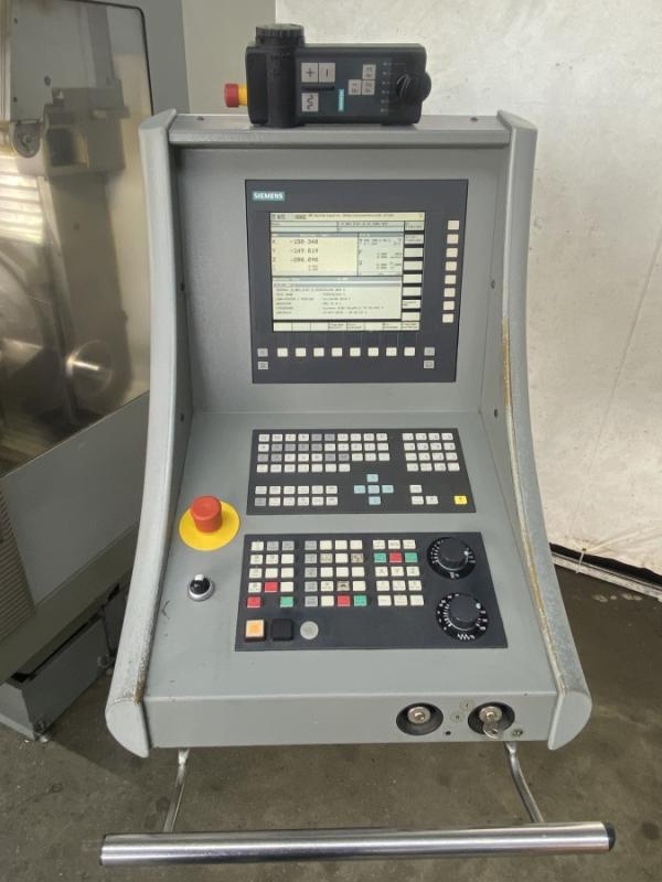 CNC 3+2 Achsen Vertikal Bearbeitungszentrum CNC 3+2 Achsen Vertikal Bearbeitungszentrum
