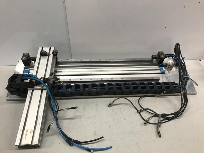 Linearantrieb, kolbenstangenloser Pneumatikzylinder Linearführung Linearantrieb, kolbenstangenloser Pneumatikzylinder Linearführung