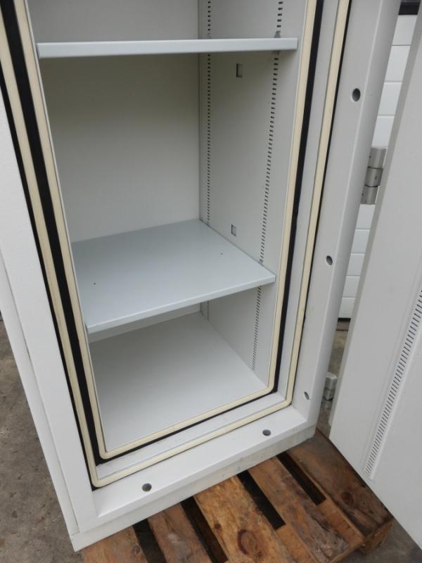 Tresor - Wertschrank - Wertschutzschrank - Brandschutzschrank Datensicherungsschrank Tresor - Wertschrank - Wertschutzschrank - Brandschutzschrank Datensicherungsschrank