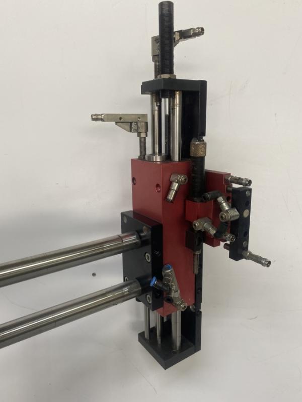 Pneumatischer Pick & Place Manipulator, Ladeeinheit wie Scara Roboter