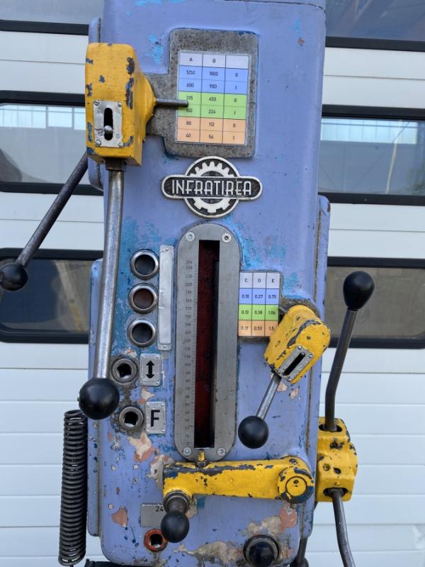 Kastenständerbohrmaschine, Getriebebohrmaschine