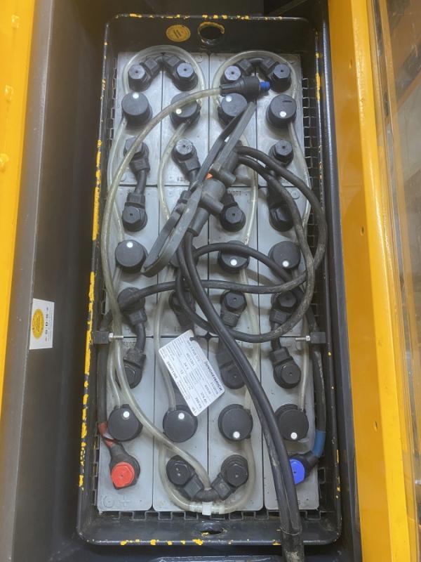 Elektro - Gehstapler, Deichselstapler mit Initialhub, Traglast 1400 kg, Hubhöhe 2500 mm