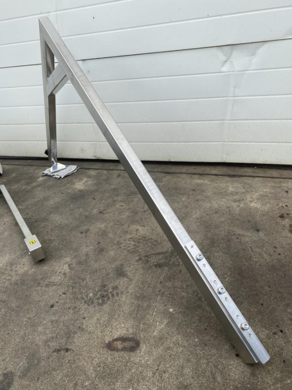 Elektro Ladelift - Mobilift für die ergonomische Handhabung kleiner Lasten bis max. 140 kg
