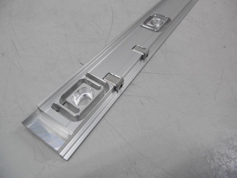 Montageschiene, Montageleiste für Glasmaßstab, Längenmesssystem Heidenhain Montageschiene, Montageleiste für Glasmaßstab, Längenmesssystem Heidenhain