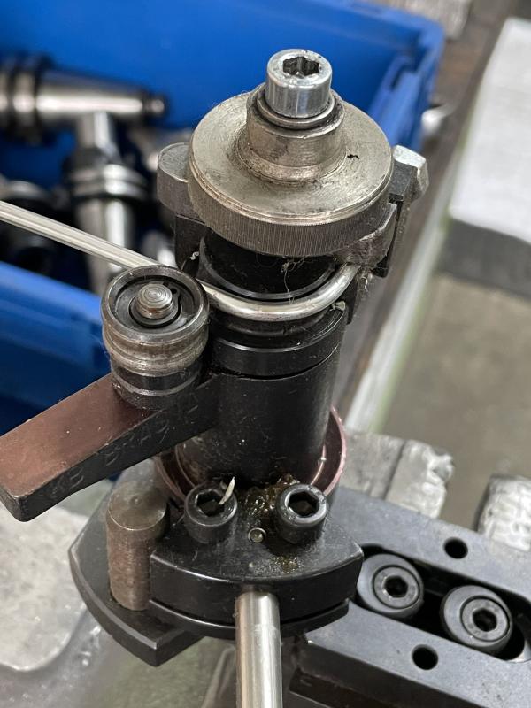 Hand-Biegemaschine für Rohr, Rundstahl oder Profile, Rohrbiegemaschine