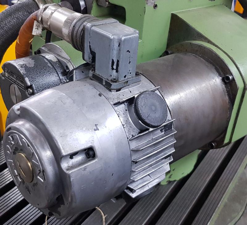 Permanentmagnet Gleichstrom-Servomotor von MAHO Fräsmaschine