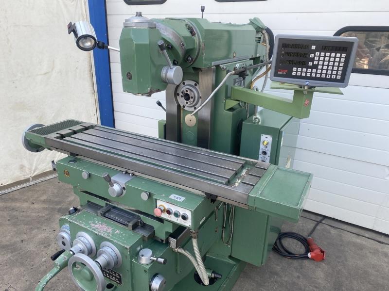 Univ. Konsolfräsmaschine mit Digitalanzeige