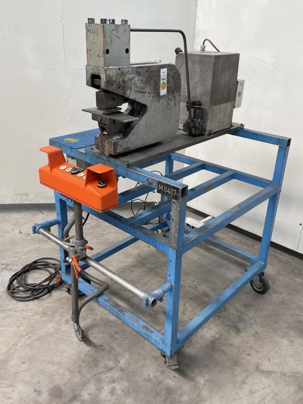 Hydraulikstanze, Stanzgestell für den Einsatz von Stanzeinheiten, Hydr. Lochstanze, Hydraulikpresse