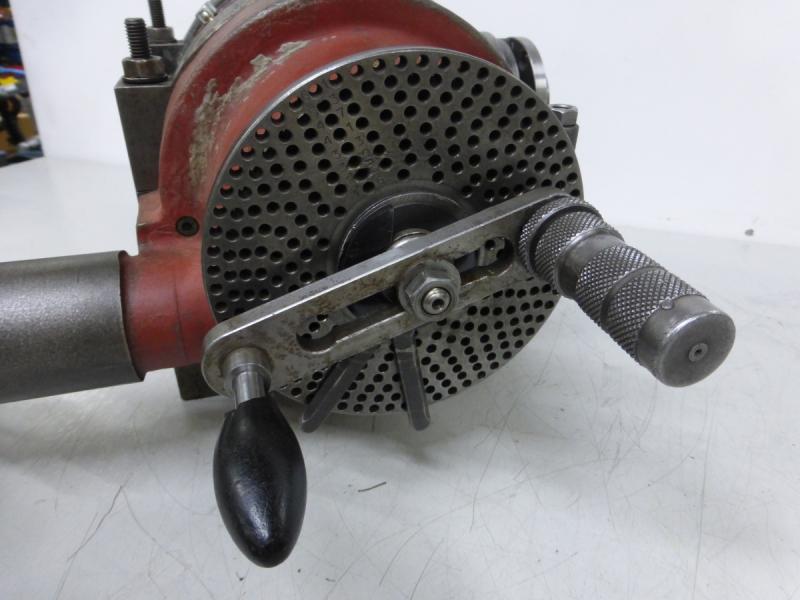 Teilapparat mit Kurbel und Lochscheibe