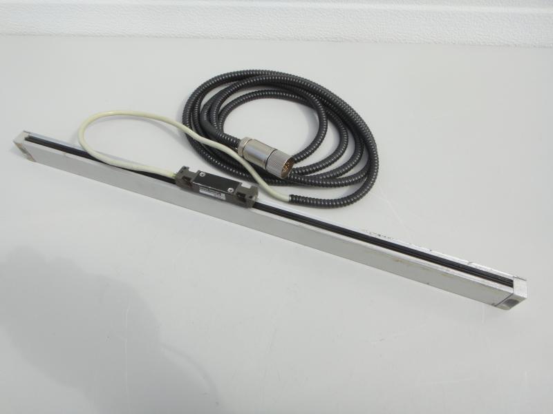 Glasmaßstab, inkrementales Längenmesssystem, Linear Scale, Maßstab mit Glaslineal für Positionsanzeige Glasmaßstab, inkrementales Längenmesssystem, Linear Scale, Maßstab mit Glaslineal für Positionsanzeige