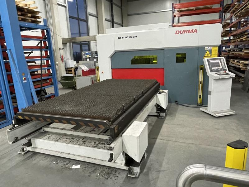 Fiberlaser, Faserlaser-Schneidanlage mit Flachbett- und Rohrlaser