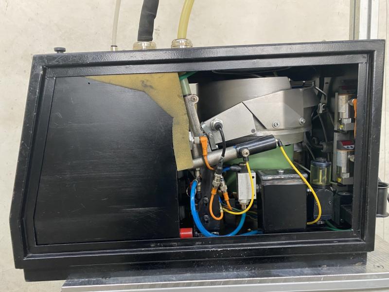 Vollautomatische Blindnietmaschine, Nietautomat Blindnietautomat, Nietgerät mit Zuführanlage