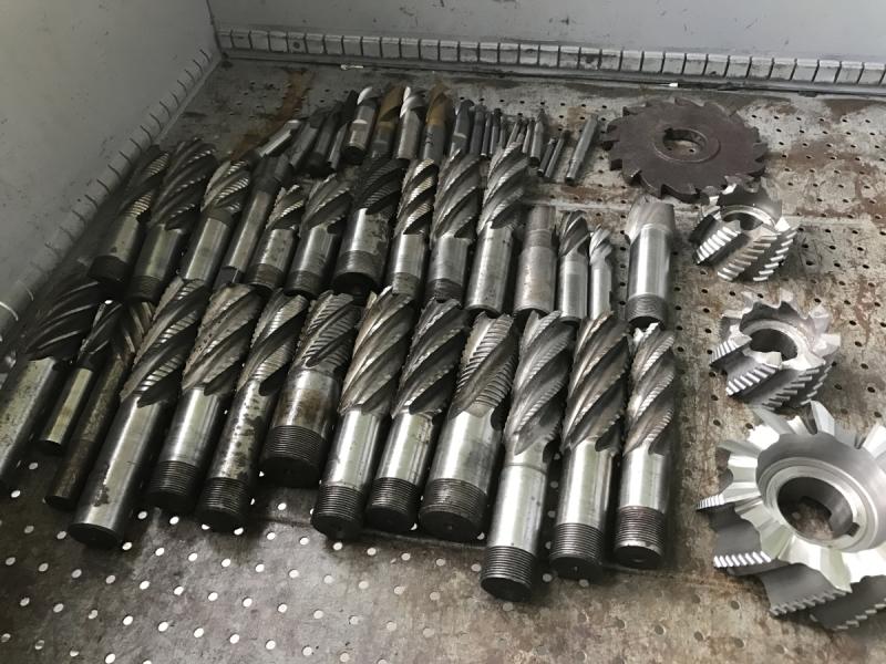 Posten Fräser (50 Stück), Schaftfräser, Schruppfräser, Schruppschlichtfräser, NC Anbohrer