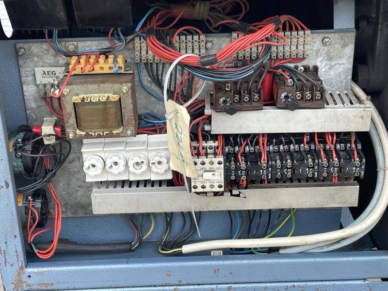 Automatischer Mehrzweck-Eisendreher, mit Aufsatz Ringbiegemaschine und Hydraulikaggregat 600 bar