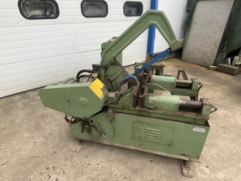 Hydr. Bügelsägeautomat mit Materialvorschub Ø 250 mm