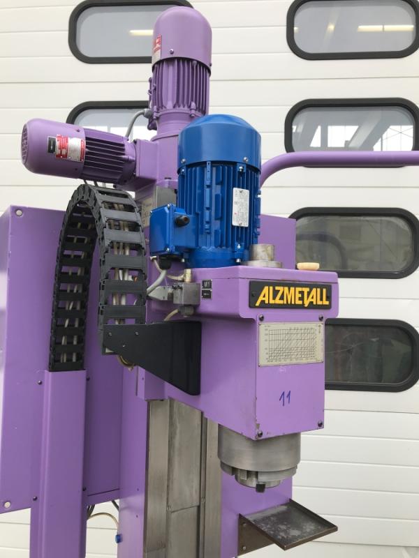 Hochleistungs - Bohrmaschine, Produktions Bohrmaschine mit SK40-M16