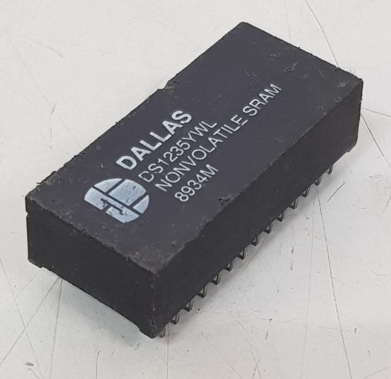 Nicht flüchtiger SRAM, NVSRAM, Nonvolatile SRAM, Integrierte Schaltung