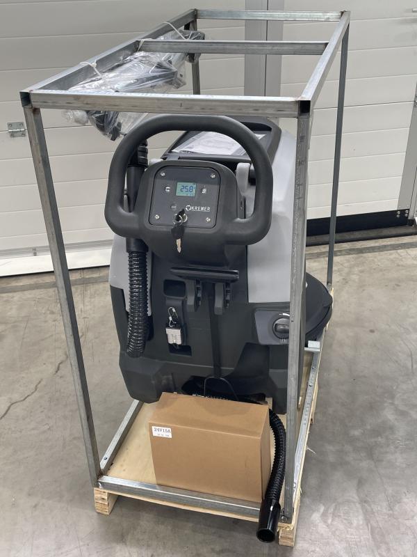 Neue Scheuersaugmaschine, Bodenreinigungsmaschine Neue Scheuersaugmaschine, Bodenreinigungsmaschine