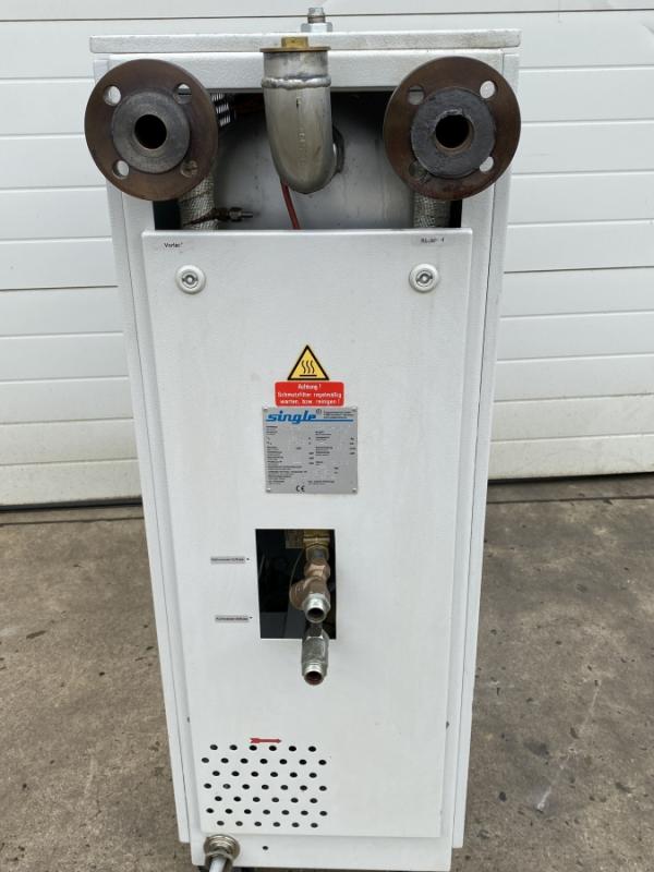 Universal Temperiergerät Oil Advanced mit Elektroheizung und Anschlüssen für Fremdkühlung