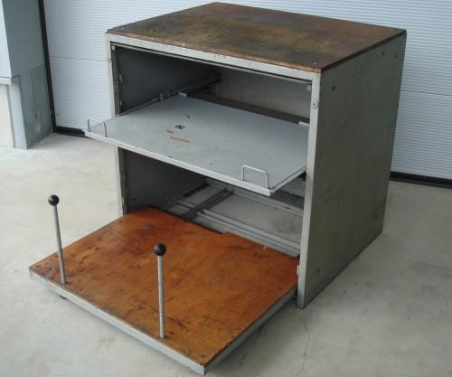 Blechschrank mit Klapptür, Werkstattschrank