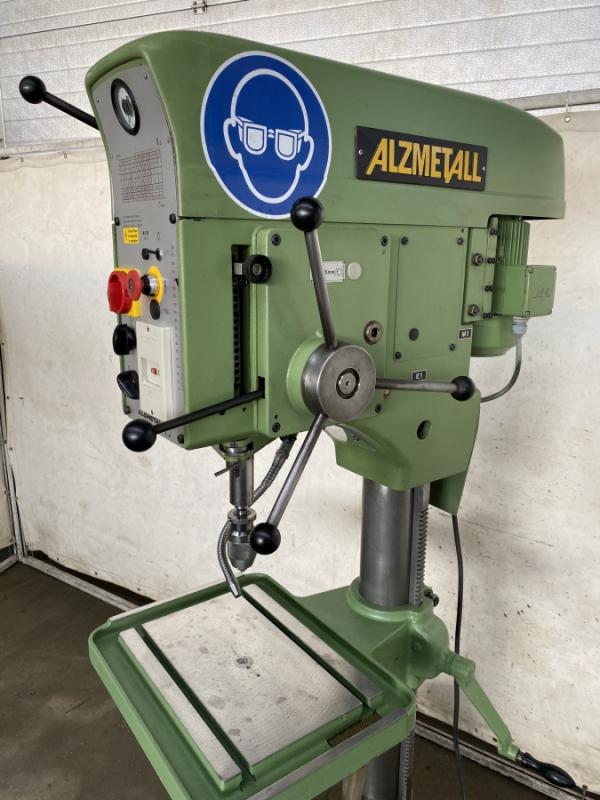 Säulenbohrmaschine MK3