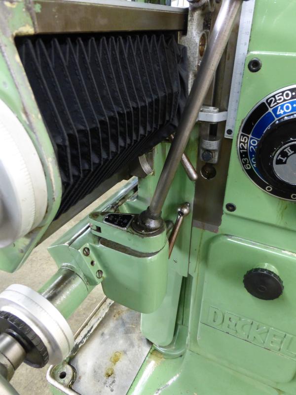 Univ. Werkzeugfräsmaschine