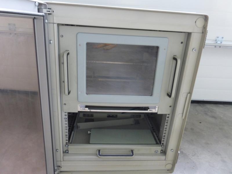 Serverschrank 19"Rack  Metallschrank, PC-Schrank, Computer Schrank