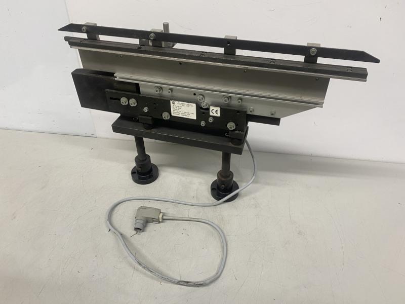Linearförderer / Vibrationsförderer / Sortiergerät 