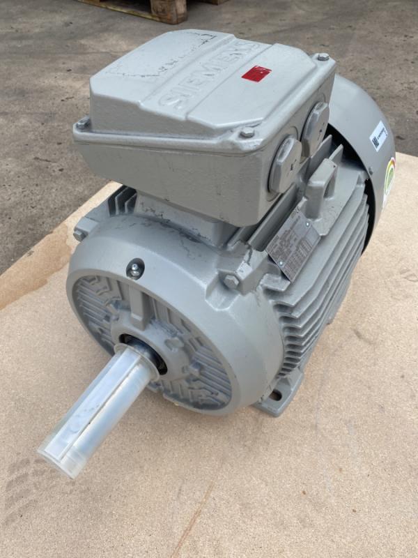 Drehstrom Elektromotor 11 kW Drehstrommotor Kraftstrommotor, E-Motor, Käfigläufer, Asynchronmotor