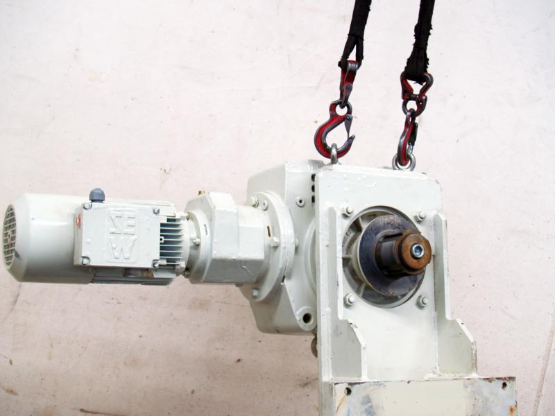 Getriebemotor mit Bremse, Elektromotor mit Bremse