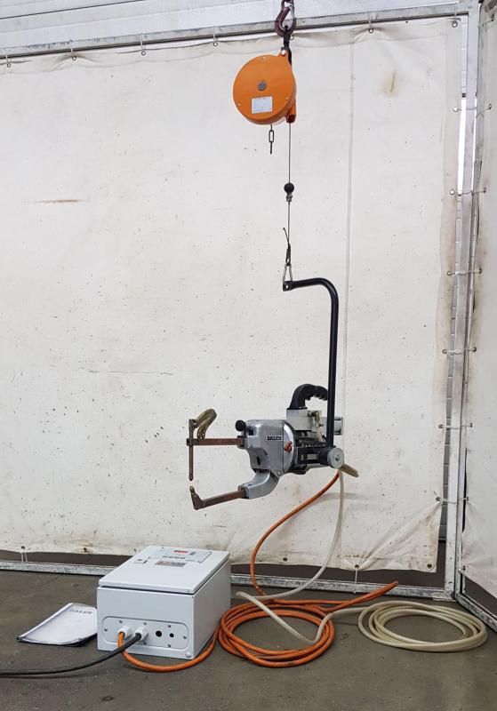 Punktschweißzange mit Steuerung DALEX RS 17 und Balancer