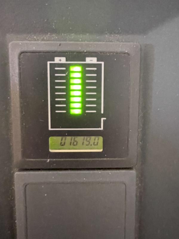 Elektro - Gehstapler, Deichselstapler, Traglast 1400 kg, Hubhöhe 4300 mm