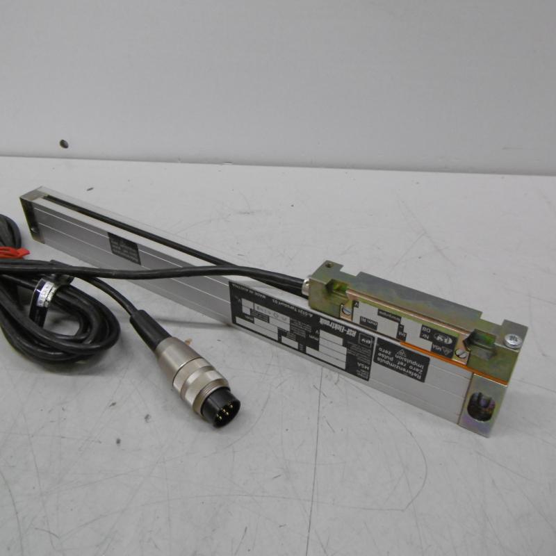 Glasmaßstab, inkrementales Längenmesssystem, Linear Scale, Maßstab mit Glaslineal für Positionsanzeige Glasmaßstab, inkrementales Längenmesssystem, Linear Scale, Maßstab mit Glaslineal für Positionsanzeige