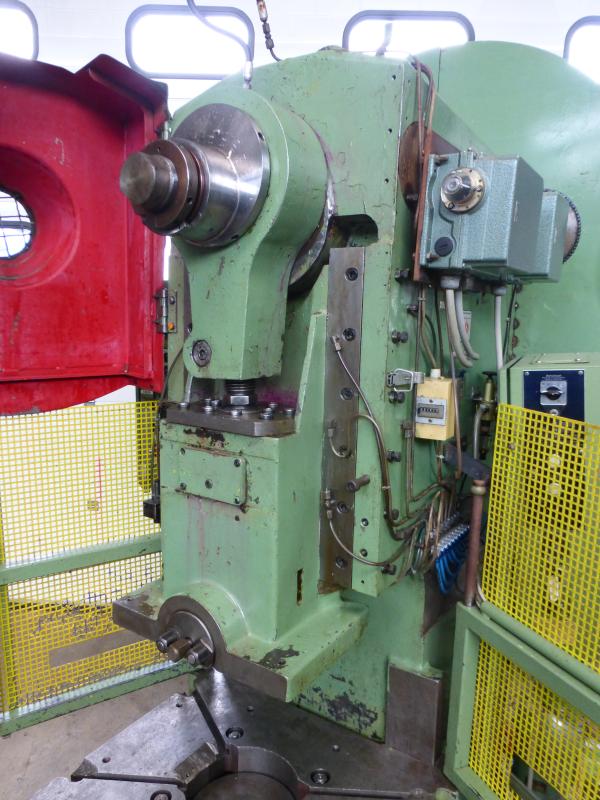 Einständer - Exzenterpresse Einständer - Exzenterpresse