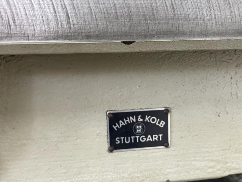 Mess- und Anreißplatte Stahlguß-Grauguß stark verrippt Mess- und Anreißplatte Stahlguß-Grauguß stark verrippt