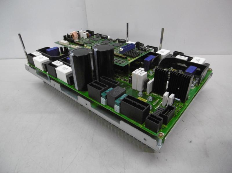 Neuer 6-Achsen AC-Servoantrieb, Servo Amplifier, Antriebsregler für Roboter Neuer 6-Achsen AC-Servoantrieb, Servo Amplifier, Antriebsregler für Roboter