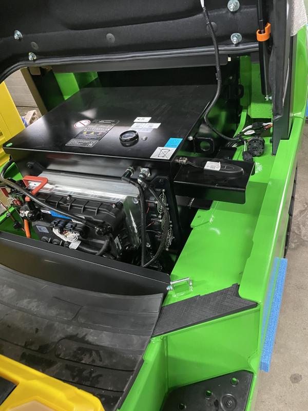 Neuer Elektro Gabelstapler, Triplex 4800 mm mit Freihub und Seitenschieber