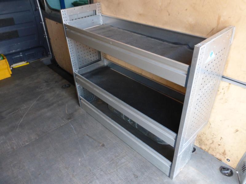 ALU Radkastenverkleidung mit Regalüberbau und Ablagefächern für Transporter, Regalsystem aus ALU