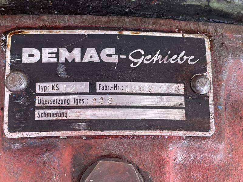 Kranmotor, Schiebeankermotor, Schubankermotor, Fahrantrieb Kranbrückenantrieb mit Getriebe