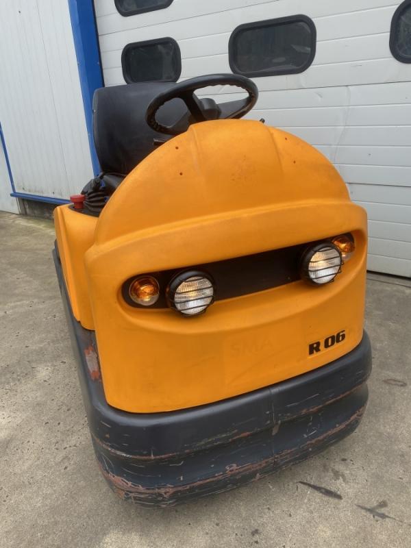 Elektro Zugfahrzeug, Schlepper für Routenzug