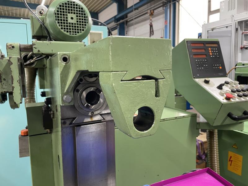 Gegenlager zum Horizontalfräsen, Lagerbock mit Stützlager für lange Fräsdorne, Horizontalbarbeitung