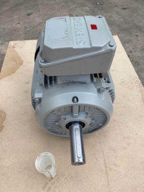 Drehstrom Elektromotor 11 kW Drehstrommotor Kraftstrommotor, E-Motor, Käfigläufer, Asynchronmotor