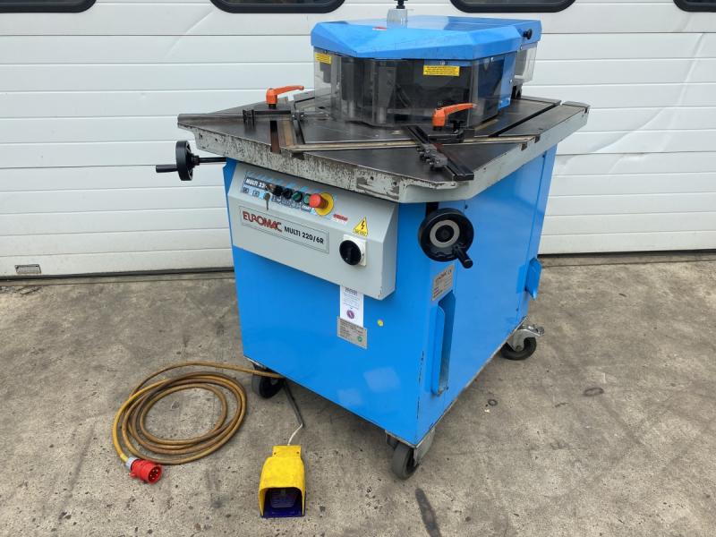 2 Stationen Ausklinkmaschine mit Winkelverstellung + Abkantmaschine Gesenkbiegepresse